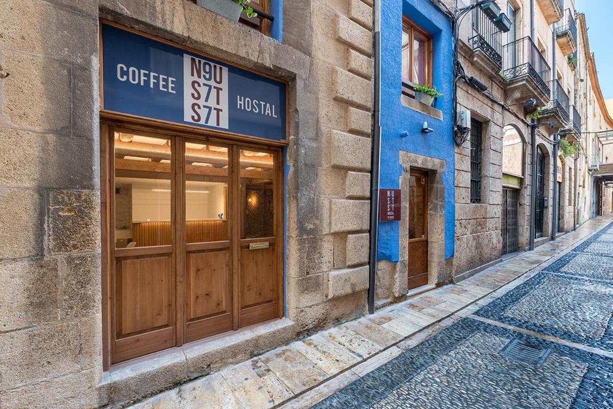 Hostal 977 ตาร์ราโกนา ภายนอก รูปภาพ